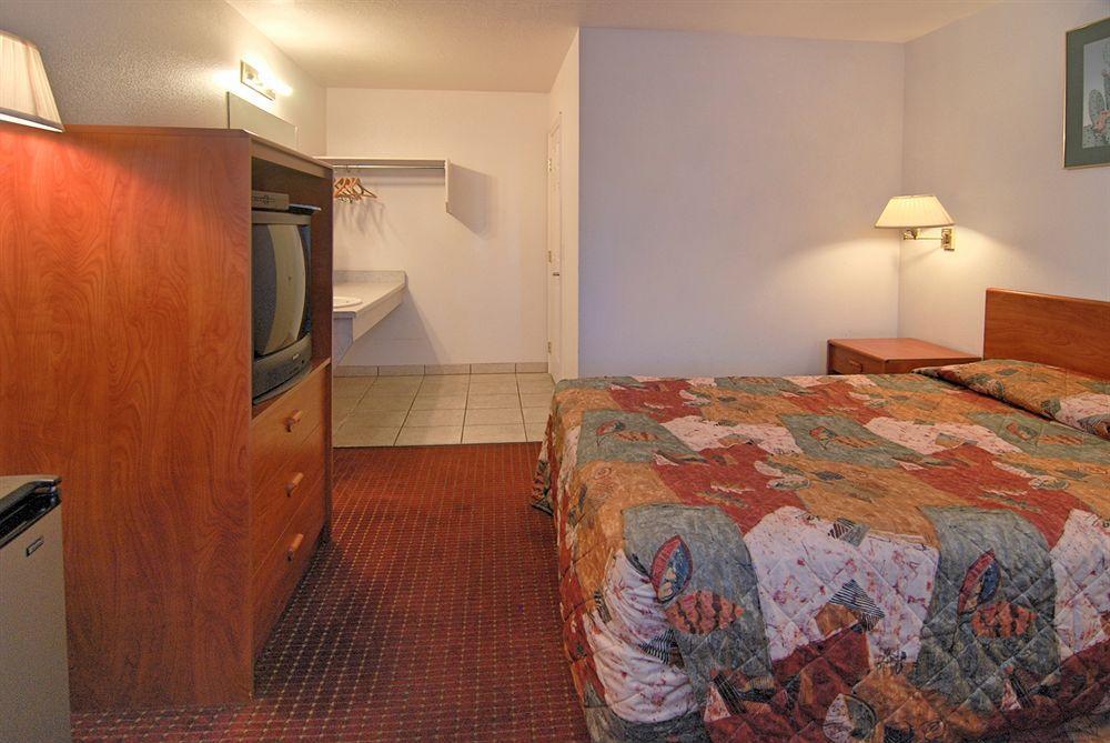 Rodeway Inn Cedar City Ngoại thất bức ảnh