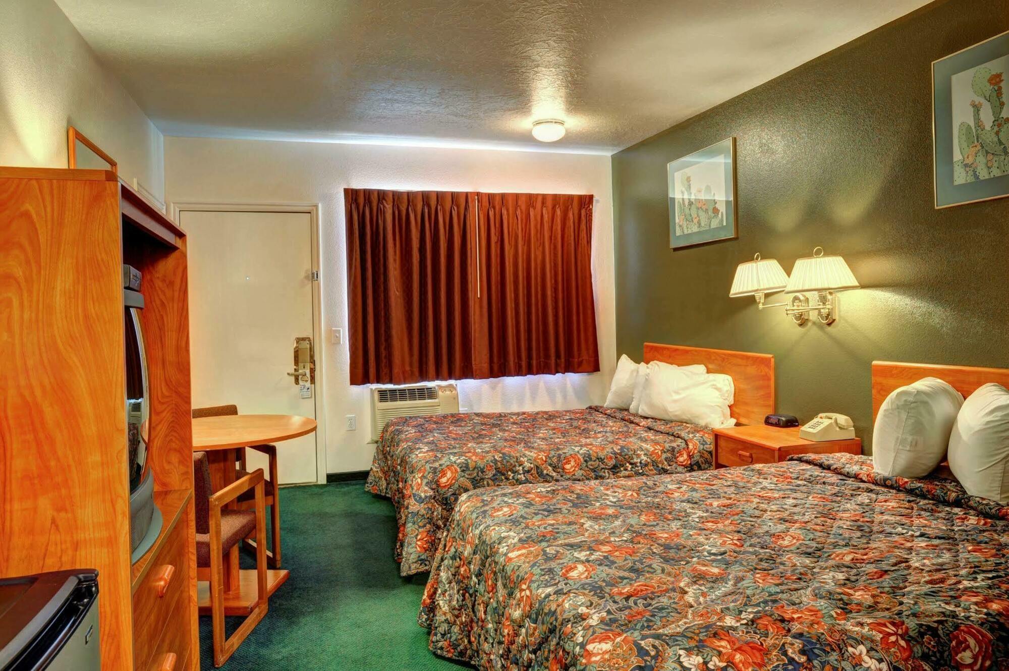 Rodeway Inn Cedar City Ngoại thất bức ảnh