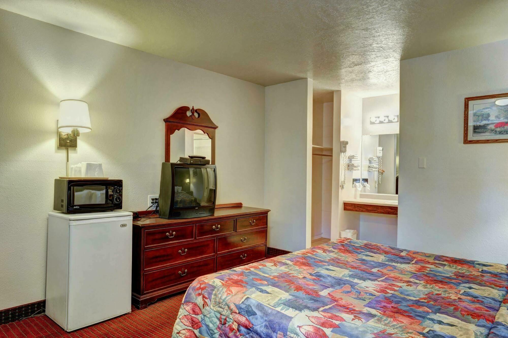 Rodeway Inn Cedar City Ngoại thất bức ảnh